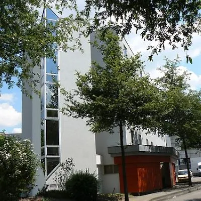 מלון Brit Confort Centre