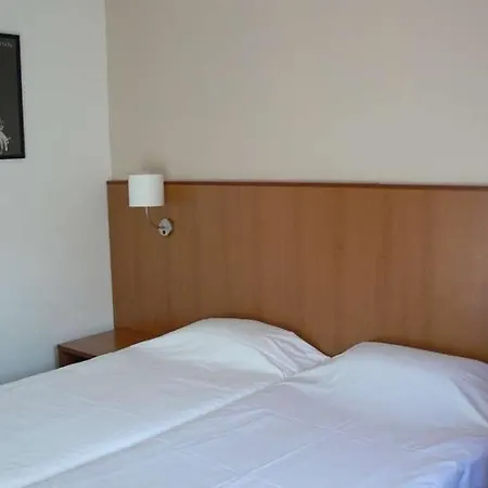 Hotel Brit Confort Centre