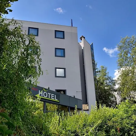 Brit Confort Centre Готель 2*