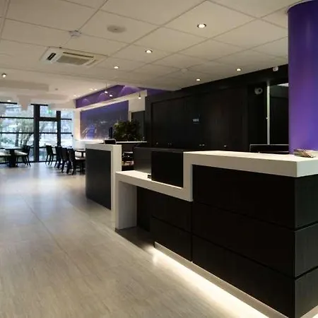 Brit Confort Centre 2*