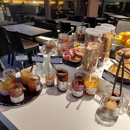 Brit Confort Centre Руан