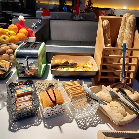 Brit Confort Centre Руан