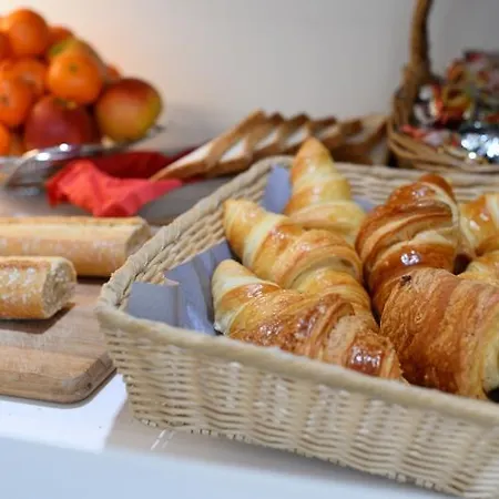 Brit Confort Centre Руан