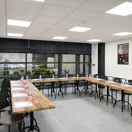 Brit Confort Centre Руан