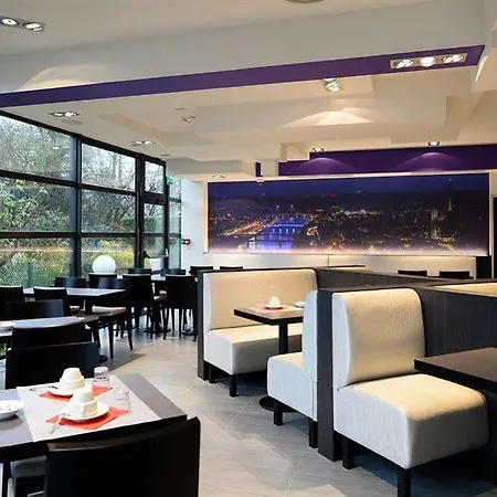 Brit Confort Centre Hotell Rouen