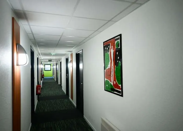 Hotel Brit Confort Centre 3*