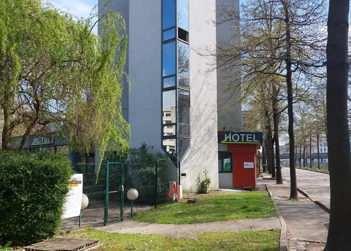 鲁昂中心布里特酒店