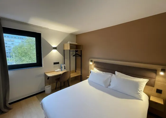 鲁昂中心布里特酒店