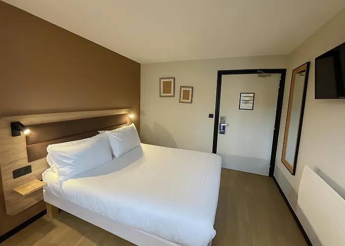 鲁昂中心布里特酒店 酒店