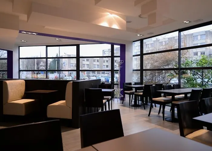 Brit Confort Centre 3*