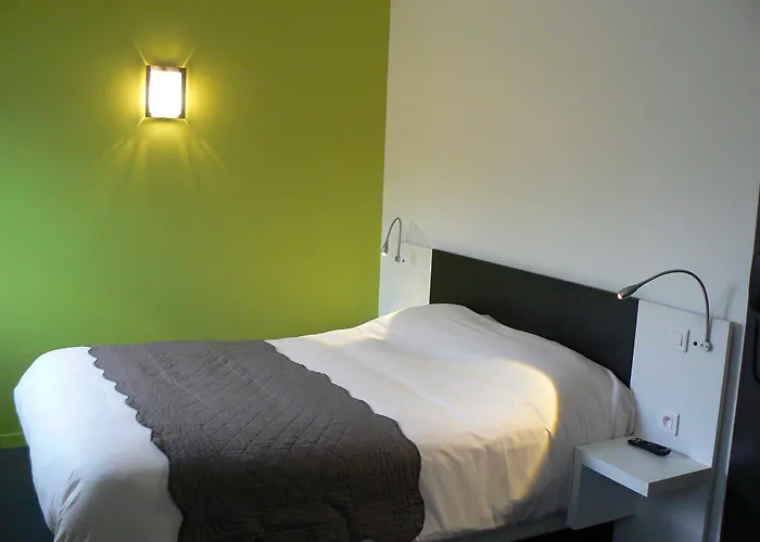 Hotel Brit Confort Centre 3*